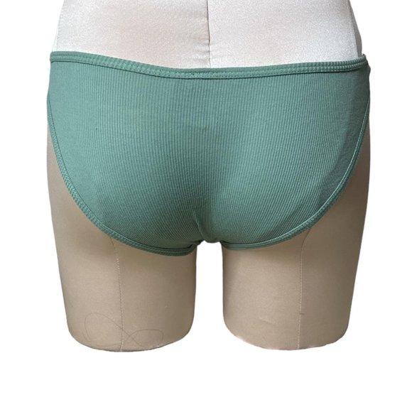 Victoria’s Secret PINK underwear NWT SIZE SMALL!! - Picture 2 of 4